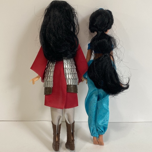 DISNEY PRINCESS BUNDLE - Picture 9 of 12